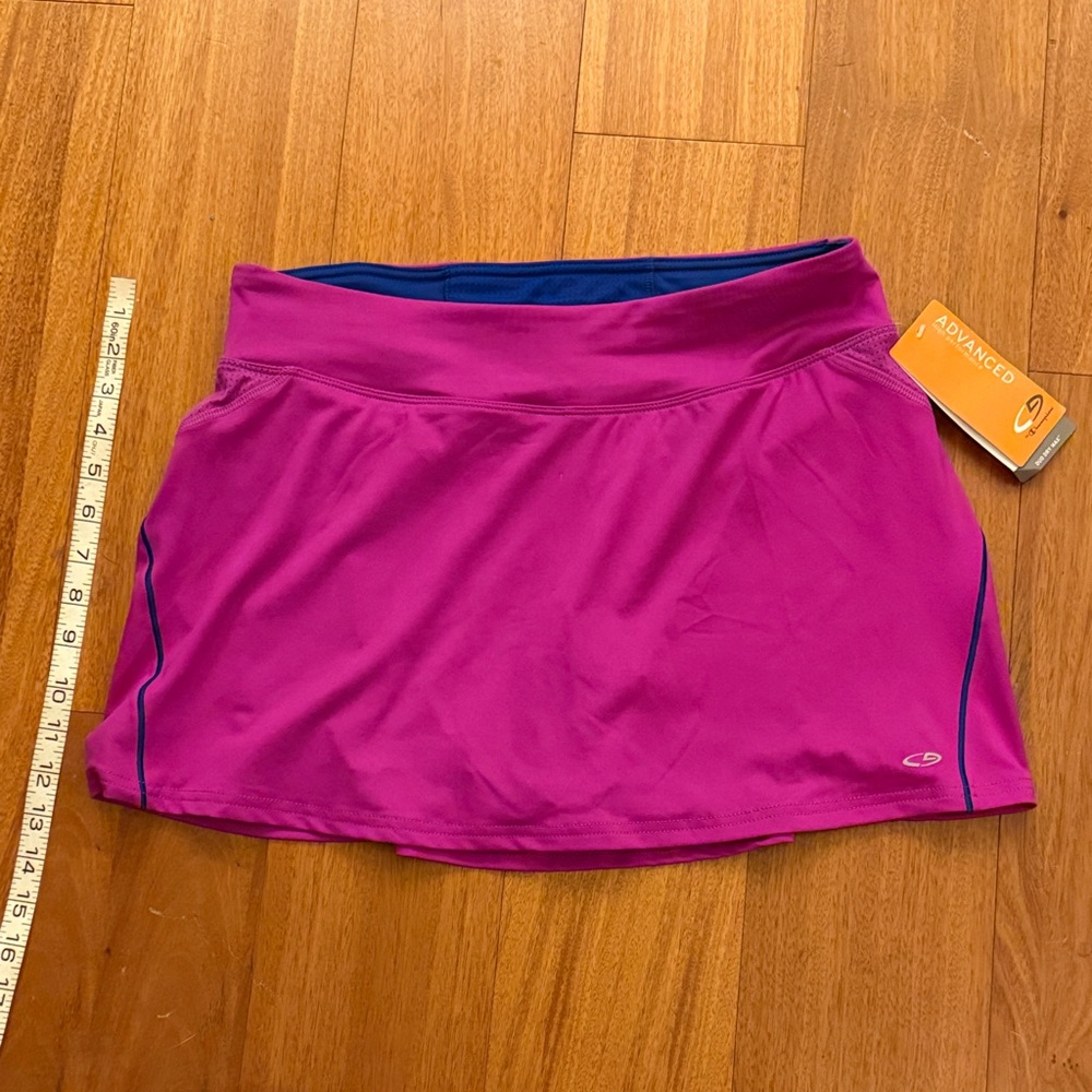 Champion Magenta Athletic Skort – Built‑In Shorts, Advanced Performance, Sporty